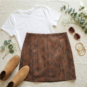 House of Harlow 1960 Tan Snake Print Mini Skirt